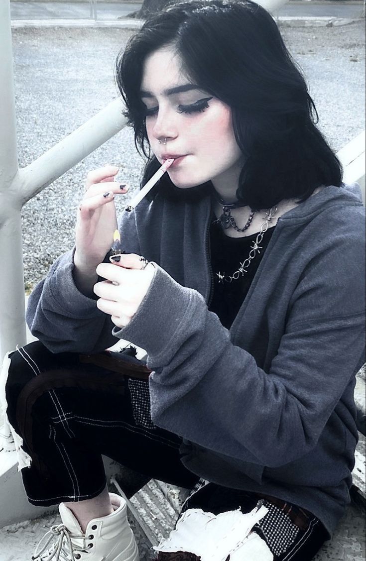 Raven Amber Early.jpg